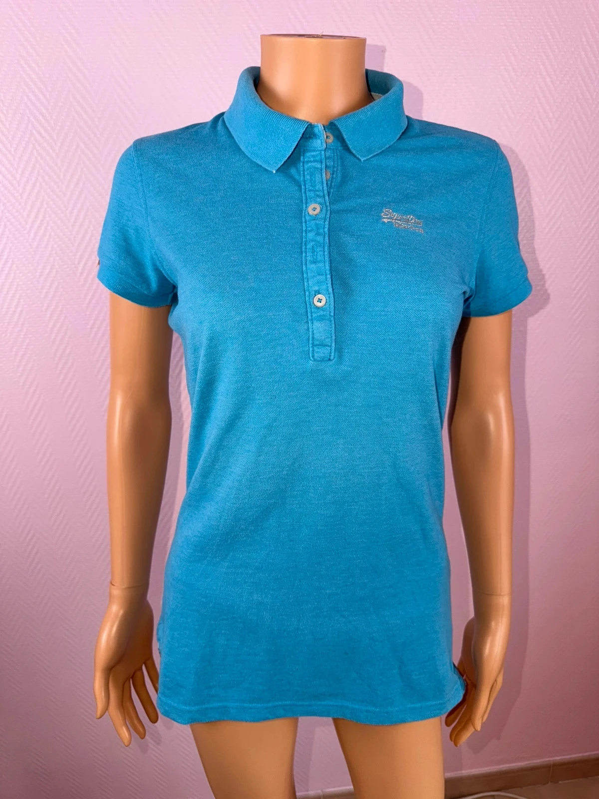 Polo femme superdry taille l propre peu mis – photo 2